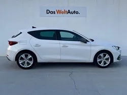 Blanco Usado 2022 Seat Leon FR | 24.900 € (Precio justo)