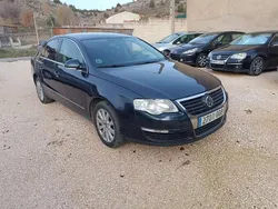 Negro Usado 2009 VW Passat Advance Berlina | 3900 € (Buen precio)