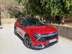 Rojo Usado 2023 Kia Sportage SUV | 35.500 € (Precio justo)
