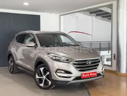 Gris / plata Usado 2016 Hyundai Tucson Style SUV | 19.990 € (Un poco caro)