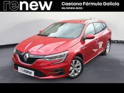 Rojo Usado 2021 Renault Mégane GrandTour Intens Familiar | 18.400 € (Caro)