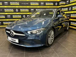 Azul Usado 2022 Mercedes CLA180 Berlina | 30.900 € (Precio justo)