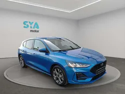 Azul Usado 2023 Ford Focus ST-Line Berlina | 16.990 € (Buen precio)