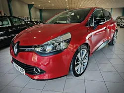 Rojo Usado 2015 Renault Clio IV Berlina | 8900 € (Precio justo)