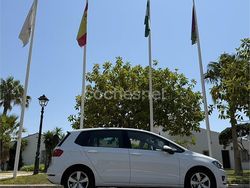 Blanco Usado 2017 VW Golf Sportsvan Advance Monovolumen | 20.500 €