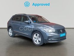 Gris / plata Usado 2021 VW Tiguan Life SUV | 26.990 € (Super precio)