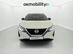 Blanc lunaire / noir Usado 2022 Nissan Qashqai Tekna SUV | 23.220 € (Buen precio)