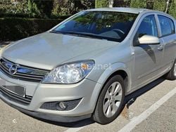 Gris / plata Usado 2008 Opel Astra Enjoy Berlina | 4485 € (Precio justo)