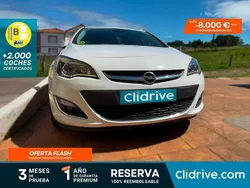Blanco Usado 2013 Opel Astra Excellence Familiar | 5990 € (Buen precio)