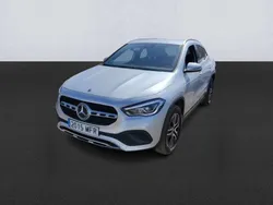 Plateado Usado 2023 Mercedes GLA200 SUV | 36.400 € (Precio justo)