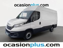 Blanco Usado 2022 Iveco Daily Familiar | 24.546 € (Precio justo)