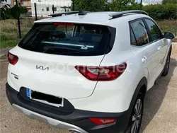 Blanco Usado 2021 Kia Stonic SUV | 19.800 € (Un poco caro)