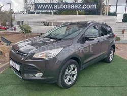 Gris / plata Usado 2015 Ford Kuga Trend SUV | 13.900 € (Precio justo)