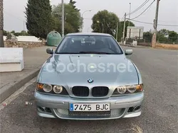 Azul Usado 2001 BMW 520 Berlina | 2500 €