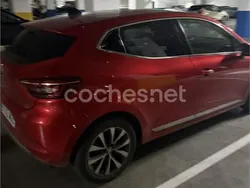 Rojo Usado 2023 Renault Clio V Zen Berlina | 16.000 € (Precio justo)