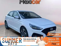 Blanco Usado 2024 Hyundai i30 Berlina | 18.490 € (Precio justo)