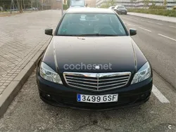 Negro Usado 2009 Mercedes C180 Avantgarde Berlina | 9000 € (Precio justo)