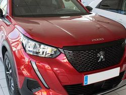 Rojo Usado 2023 Peugeot 2008 Allure SUV | 22.740 € (Caro)