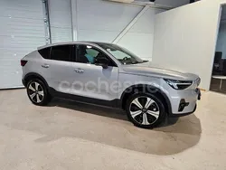 Eléctrico Usado 2023 Volvo EC40 Ultimate SUV | 46.990 €