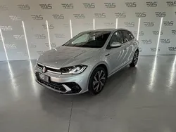 Gris Nuevo 2025 VW Polo R-line Berlina | 26.900 € (Caro)