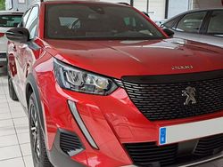 Rojo Usado 2023 Peugeot 2008 Allure SUV | 22.740 € (Caro)