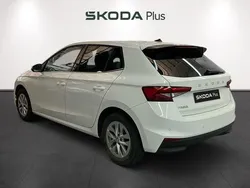 Blanco Usado 2024 Skoda Fabia Selection | 16.990 € (Un poco caro)