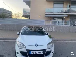 Blanco Usado 2010 Renault Mégane III Dynamique Berlina | 3700 € (Precio justo)