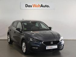 Gris/plata Usado 2024 Seat Leon Style | 24.990 € (Un poco caro)