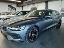 Gris Usado 2019 Volvo V60 Momentum Familiar | 22.500 € (Un poco caro)
