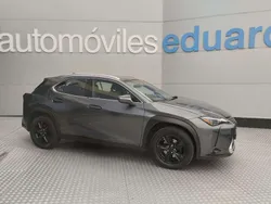 Gris Usado 2023 Lexus UX 250h Business Edition SUV | 25.800 € (Precio justo)