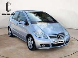 Plateado Usado 2009 Mercedes A150 Avantgarde Utilitario | 6990 € (Precio justo)
