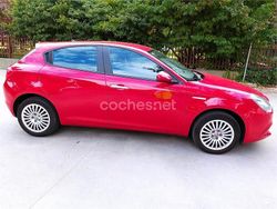 Rojo Usado 2017 Alfa Romeo Giulietta Utilitario | 14.500 € (Un poco caro)
