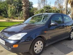 Usado 2001 Ford Focus Trend Utilitario | 1700 € (Precio justo)