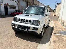 Gris / plata Usado 2008 Suzuki Jimny SUV | 7950 € (Precio justo)