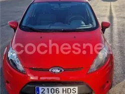 Rojo Usado 2011 Ford Fiesta Trend Utilitario | 5900 € (Precio justo)