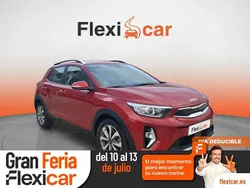 Rojo Usado 2022 Kia Stonic Plus SUV | 15.790 € (Precio justo)