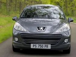 Rojo Usado 2012 Peugeot 207 Business-Line Utilitario | 3999 € (Un poco caro)