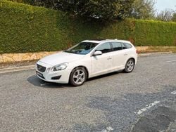 Blanco Usado 2011 Volvo V60 Summum Familiar | 12.900 € (Buen precio)