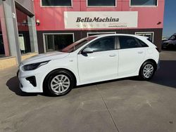 Blanco Usado 2020 Kia Ceed Berlina | 11.475 € (Precio justo)