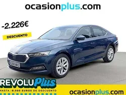 Azul Usado 2023 Skoda Octavia Selection Utilitario | 22.264 € (Buen precio)