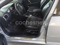 Gris / plata Usado 2008 Peugeot 407 Premium Berlina | 3400 € (Precio justo)