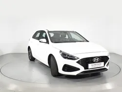 Blanco Usado 2024 Hyundai i30 Berlina | 20.700 € (Precio justo)