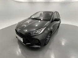 Gris Usado 2021 Toyota Yaris Hybrid Style Utilitario | 18.700 € (Precio justo)