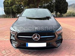 Negro Usado 2021 Mercedes B200 Monovolumen | 29.500 € (Un poco caro)