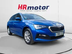 Gris Usado 2022 Skoda Scala Ambition Utilitario | 14.390 € (Buen precio)