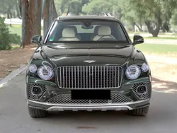 Verde Usado 2023 Bentley Bentayga SUV | 275.000 € (Super precio)