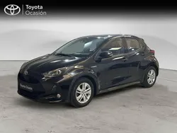 Negro Usado 2021 Toyota Yaris Hybrid Active Berlina | 18.500 € (Precio justo)