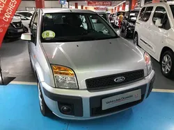 Gris / plata Usado 2007 Ford Fusion Berlina | 5490 € (Precio justo)