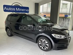 Negro Usado 2022 VW Touran Advance Monovolumen | 31.490 € (Caro)