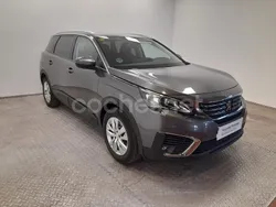 Gris / plata Usado 2018 Peugeot 5008 Active Monovolumen | 16.500 € (Buen precio)